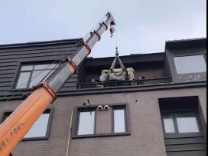 钢琴搬运