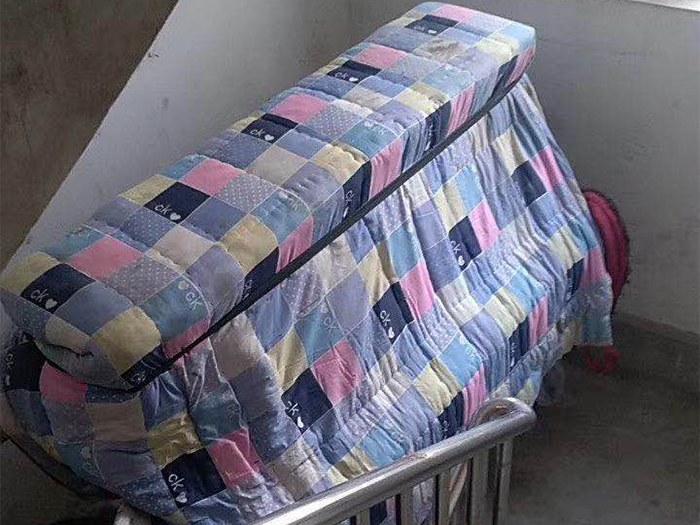钢琴搬运